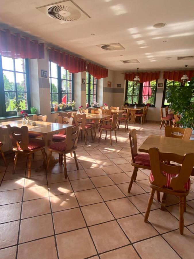 Mueritz Landhotel Gruener Baum 고트훈 외부 사진